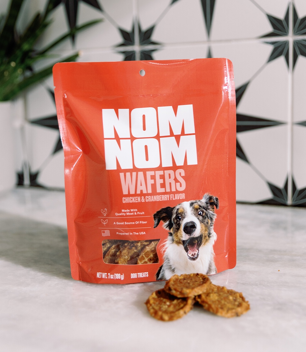 Chicken & Cranberry Flavor Treats for Dogs | Nom Nom